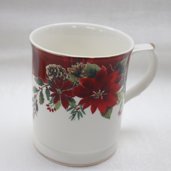 GRACE TEAWARE CHRISTMAS HOLIDAY POINSETTIA COFFEE CUP MUGS - SET OF 2 - NEW - Picture 3 of 6